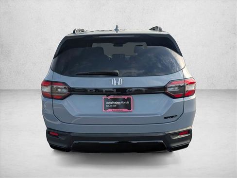 New 2026 Honda Pilot Sport image 7