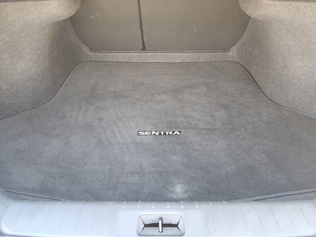 Used 2025 Nissan Sentra SR FWD image 28