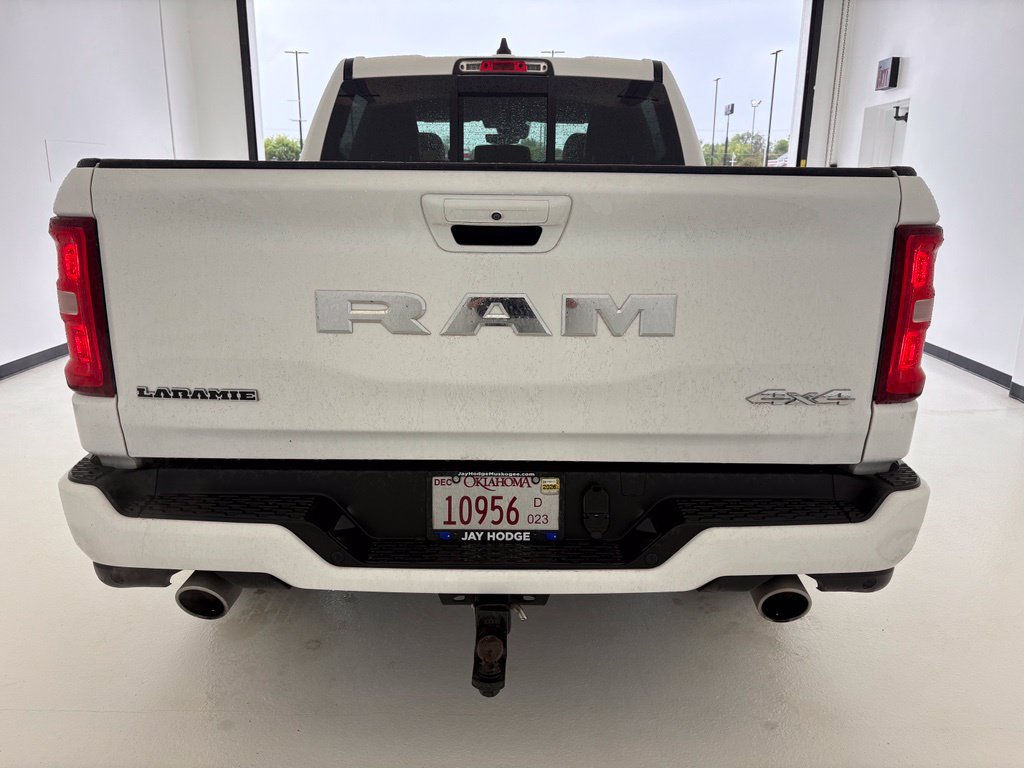 Used 2025 RAM 1500 Laramie AWD/4WD image 23