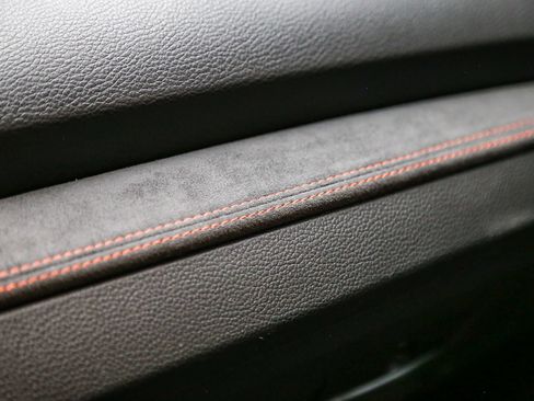 Used 2011 BMW 1 Series M RWD image 26