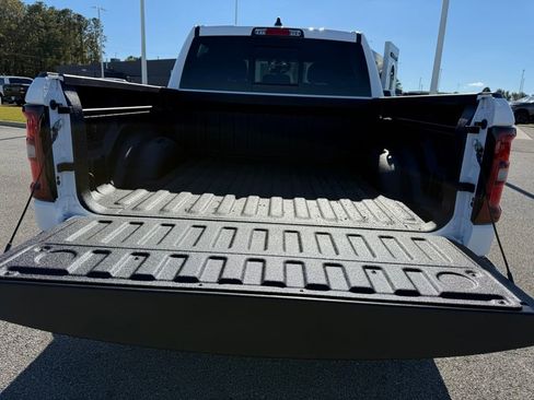New 2026 RAM 1500 4x4 Crew Cab image 23