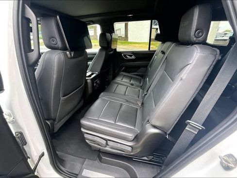 Used 2021 Chevrolet Tahoe Z71 w/ Z71 Off-Road Package AWD/4WD image 26