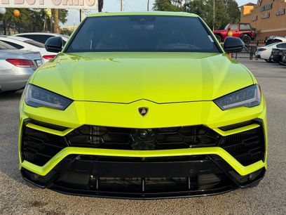 Used 2022 Lamborghini Urus