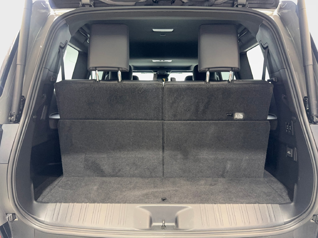 Used 2025 Lexus GX 550 w/ Cold Area Package AWD/4WD image 82
