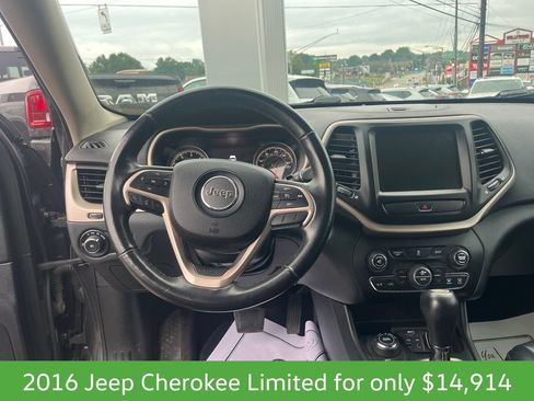 Used 2016 Jeep Cherokee Limited AWD/4WD image 14