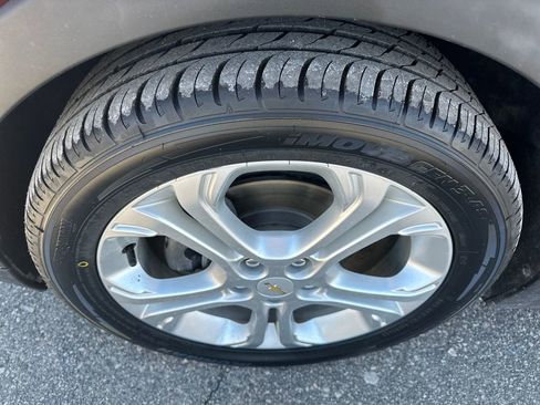 Used 2019 Chevrolet Bolt LT image 16