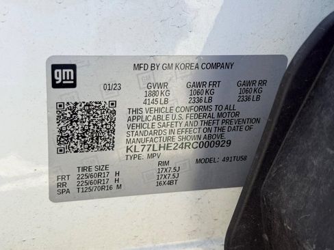 Used 2024 Chevrolet Trax LT w/ LT Convenience Package FWD image 29