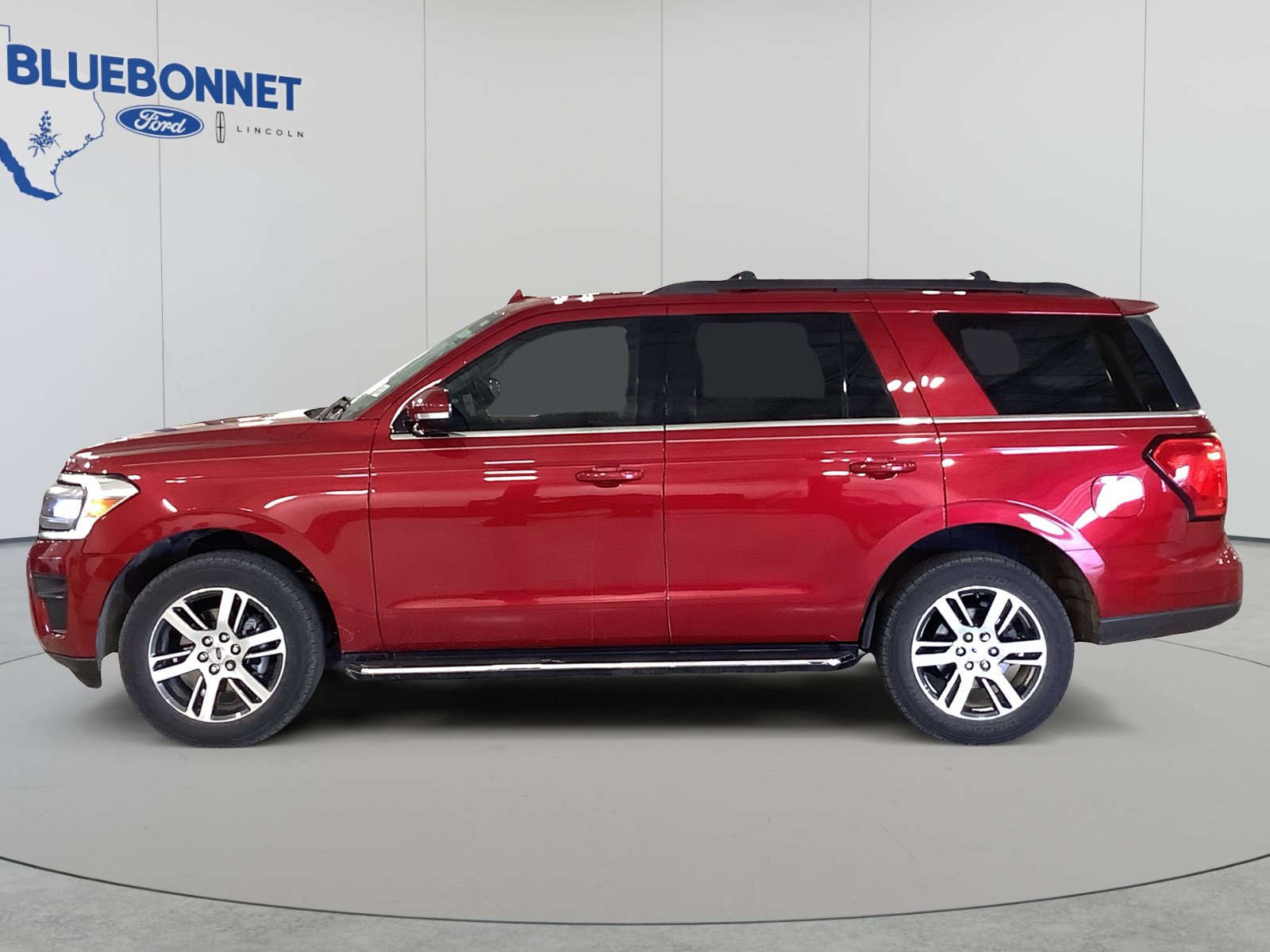 Used 2022 Ford Expedition XLT RWD image 7