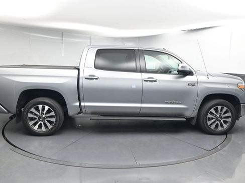 Used 2019 Toyota Tundra Limited w/ Limited Premium Package image 9