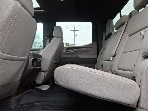 Used 2024 GMC Sierra 1500 SLT w/ SLT Premium Plus Package image 9