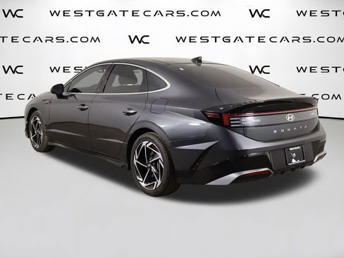 Used 2025 Hyundai Sonata SEL FWD image 43
