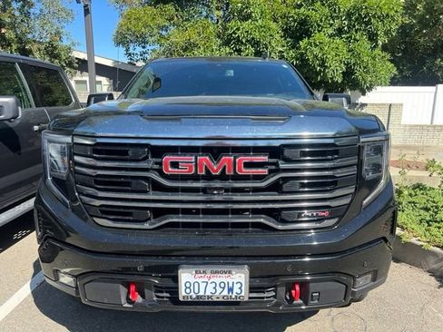 Used 2023 GMC Sierra 1500 AT4 AWD/4WD image 2