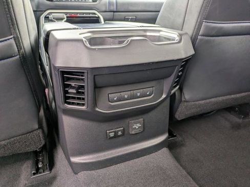 Used 2023 Toyota Tundra Platinum AWD/4WD image 23