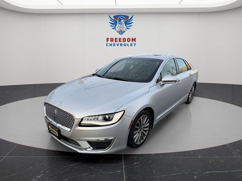 Used 2018 Lincoln MKZ Select w/ Select Plus Package image 1