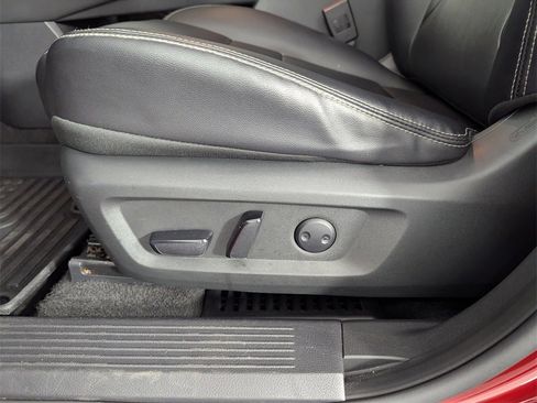 Used 2023 Nissan Rogue SL w/ SL Premium Package image 13