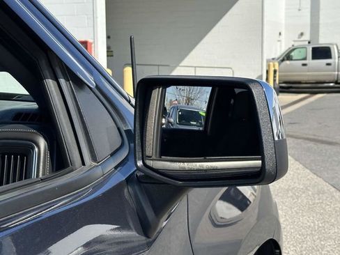 Used 2021 Chevrolet Silverado 1500 LT image 27