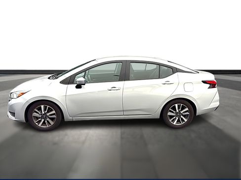 Used 2023 Nissan Versa SV image 1
