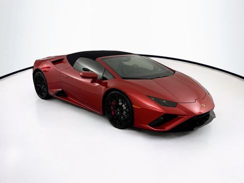 Used 2022 Lamborghini Huracan EVO RWD image 37