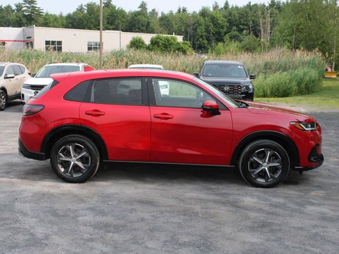 Certified 2024 Honda HR-V EX-L image 4
