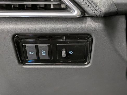 Used 2020 Jaguar F-PACE Prestige image 20