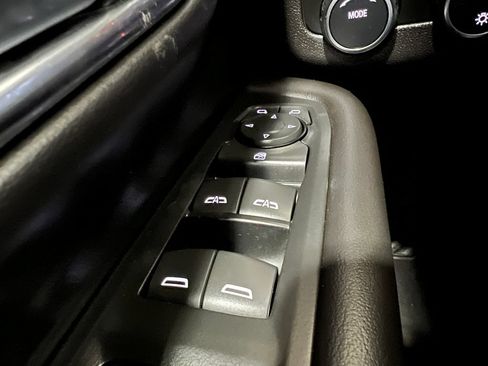 Used 2023 Chevrolet Tahoe Z71 AWD/4WD image 15
