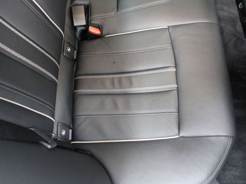 Used 2019 BMW 530i w/ Convenience Package image 27