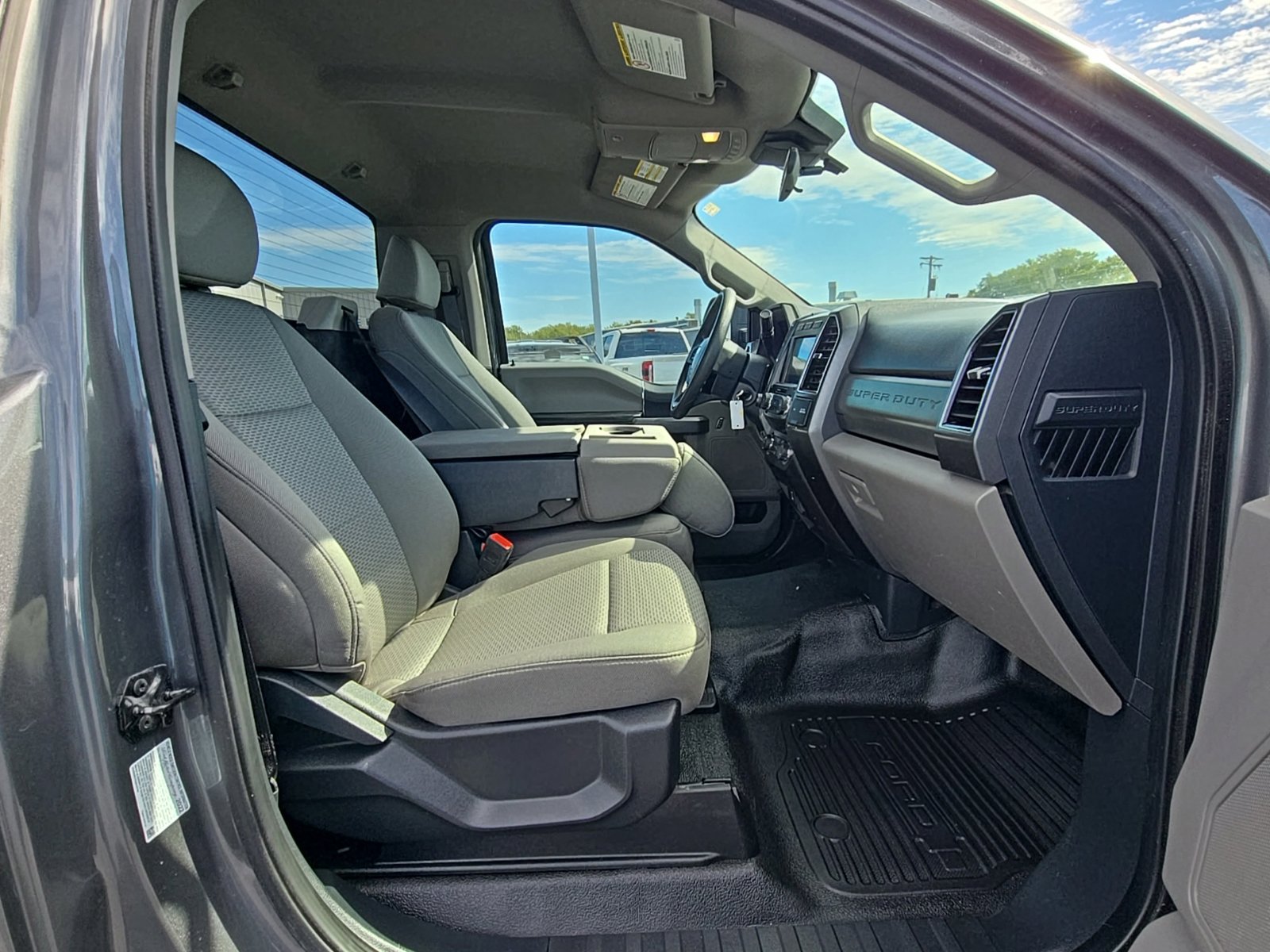 Used 2022 Ford F350 XLT w/ XLT Value Package AWD/4WD image 37