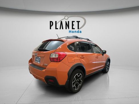 Used 2013 Subaru Crosstrek 2.0i Limited AWD/4WD image 9
