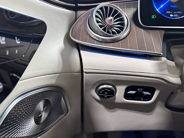 Certified 2023 Mercedes-Benz EQS 450+ 4MATIC SUV image 15