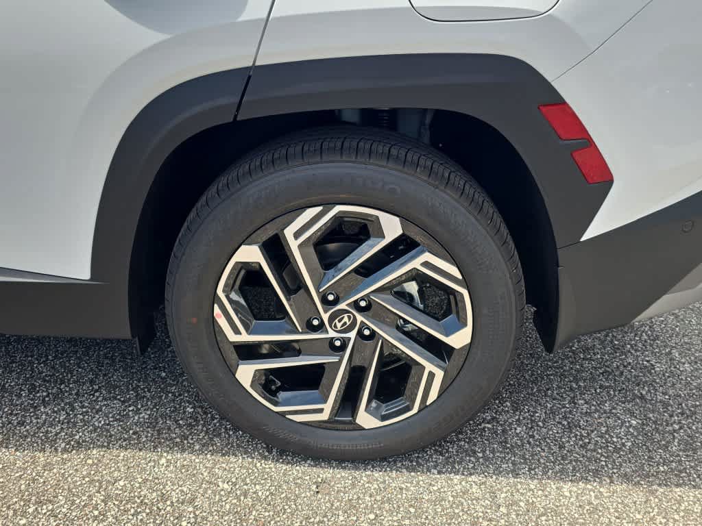 New 2026 Hyundai Tucson Limited w/ Tow & Go Package FWD image 14