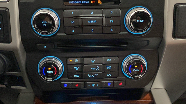Used 2018 Ford F150 King Ranch w/ Equipment Group 601A Luxury AWD/4WD image 35