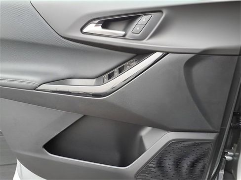 New 2026 Chevrolet Equinox LT image 14