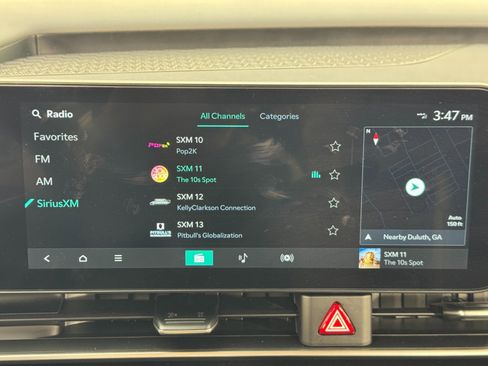 Used 2025 Kia Carnival image 25