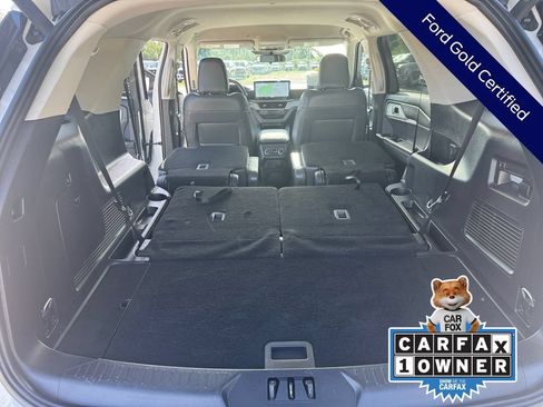Used 2025 Ford Explorer Active w/ Active Comfort Package RWD image 35