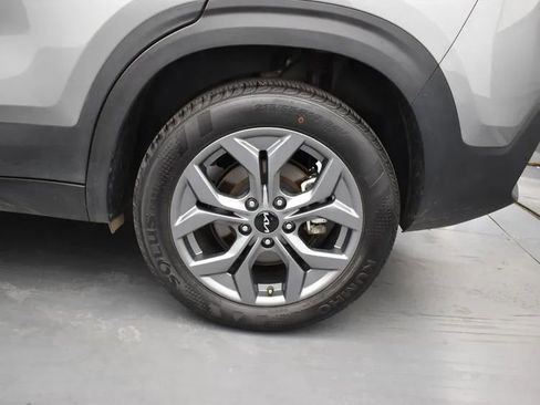 Used 2024 Kia Seltos LX image 36