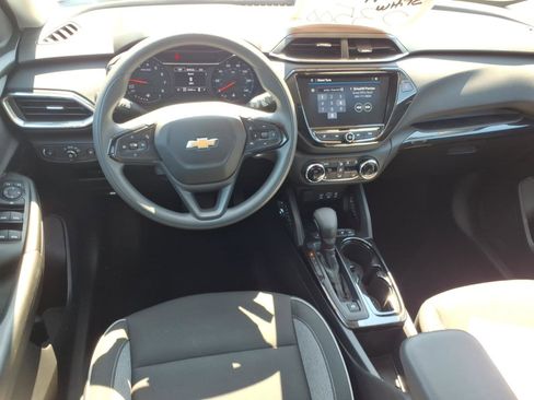 Certified 2023 Chevrolet TrailBlazer LT w/ Convenience Package image 10