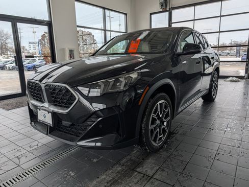 Used 2025 BMW X2 xDrive28i w/ Convenience Package image 5