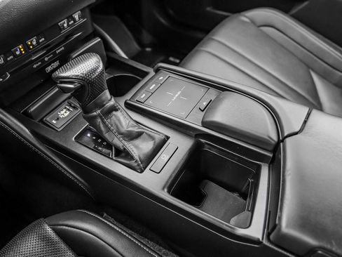 Used 2019 Lexus ES 350 F Sport image 24