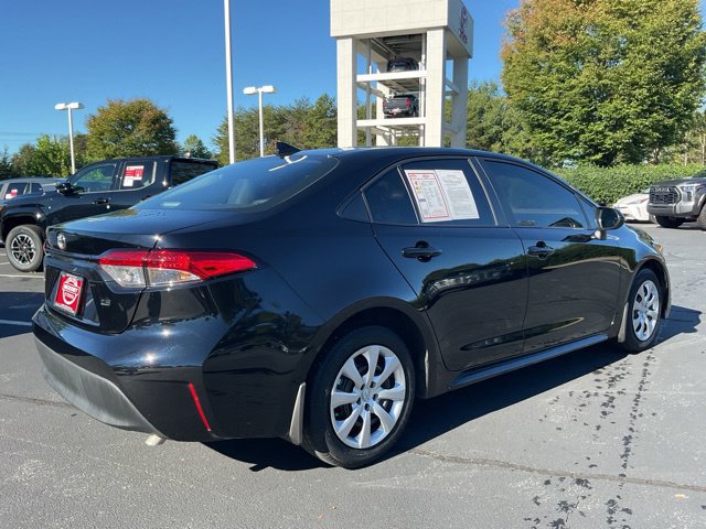 Used 2026 Toyota Corolla LE FWD image 8
