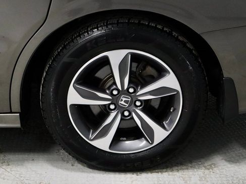 Used 2020 Honda Odyssey Touring image 20