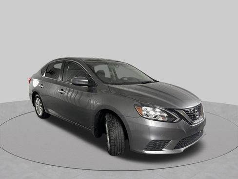 Used 2019 Nissan Sentra S w/ Appearance Package FWD image 4