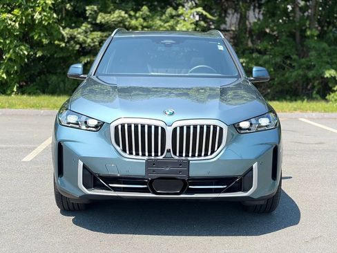 Certified 2026 BMW X5 xDrive40i w/ Parking Assistance Package AWD/4WD image 9