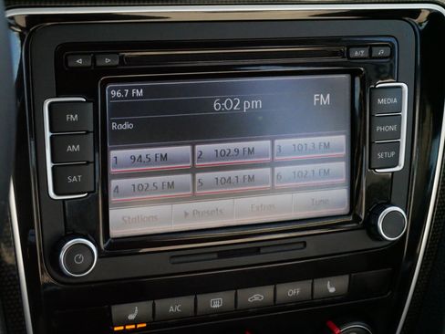 Used 2015 Volkswagen Passat 1.8T Sport image 22