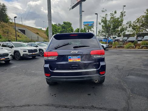 Used 2016 Jeep Grand Cherokee Limited image 6
