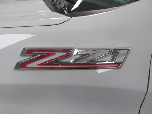 Used 2023 Chevrolet Silverado 1500 RST w/ Z71 Off-Road Package AWD/4WD image 19