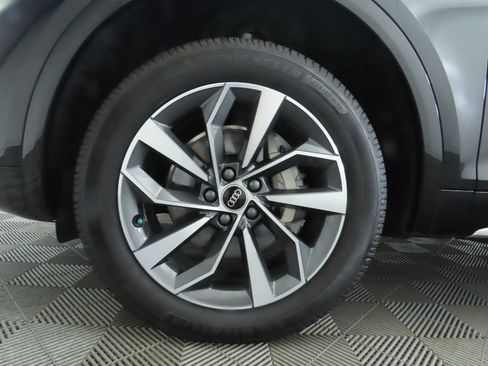 Used 2023 Audi Q5 2.0T Premium Plus w/ Premium Plus Package image 31