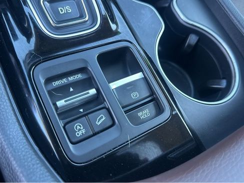 Used 2023 Honda Pilot Elite image 31