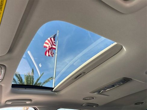 New 2025 Kia Telluride S image 6