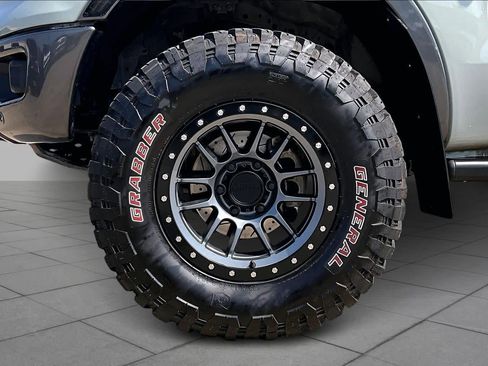 Used 2021 Ford Ranger Lariat w/ Tremor Off-Road Package image 11