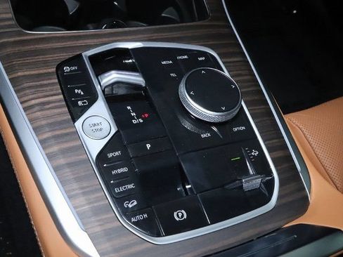 Used 2026 BMW X5 xDrive50e w/ Climate Comfort Package AWD/4WD image 29